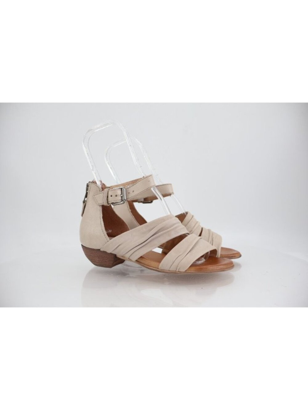 Miz Mooz Women Cassie Sandal Size 5.5 Wide Leather Low Heel Platform Ankle Strap